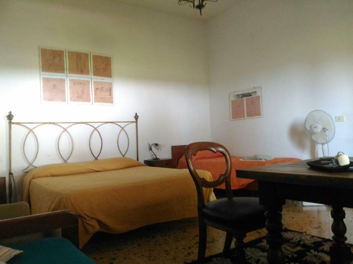 Paestum House Bed and Breakfast Buitenkant foto